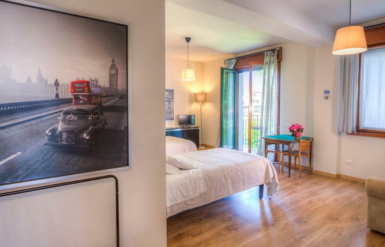 Rita'S Garden Bed & Breakfast San Vittore Olona Bagian luar foto
